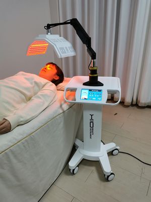 क्लिनिक मेडिकल के लिए वाणिज्यिक एलईडी लाइट फेशियल थेरेपी पीडीटी मशीनें